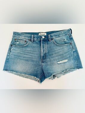 Madewell - “The Brynn Short” Light Blue Denim Cutoff Shorts - NWOT - 28